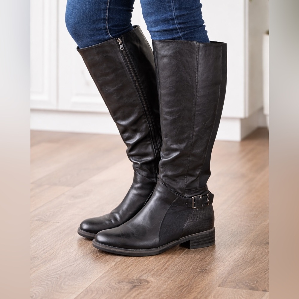Black Wide-Calf Knee-High Riding Boots – Low Heel – Zipper Closure